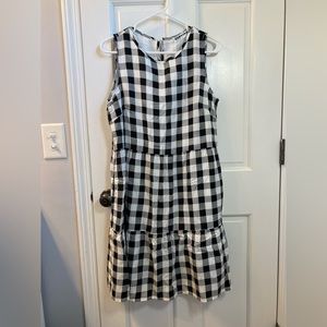 Black and white buffalo plaid dress with pockets - Medium
